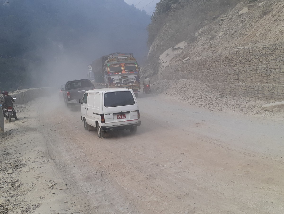 धूलोको सास्तीमा सर्वसाधारणहरु