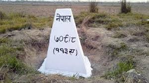 सीमामा निरन्तर किचलो : ढलेका स्तम्भ उस्तै
