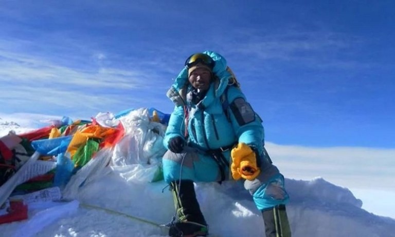 कीर्तिमानी आरोही कामीरिता काठमाडौं फर्किए