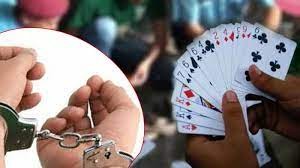 निशेधाज्ञामा लजमा तास खेल्दै गर्दा प्रहरीको 'इन्ट्री' ७ च्याप्पै