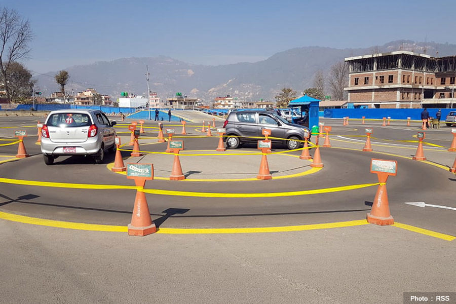यातायात कार्यालयले गर्‍यो सेवा स्थगित