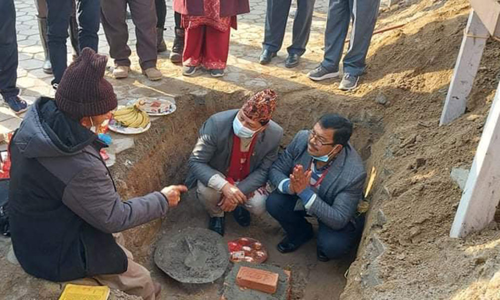 मेयर शाक्यद्वारा आकाशे पुल शिलान्यास