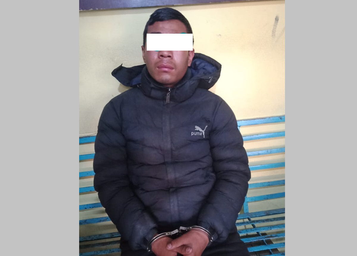 सक्कली प्रहरीको पासोमा नक्कली 'असई'