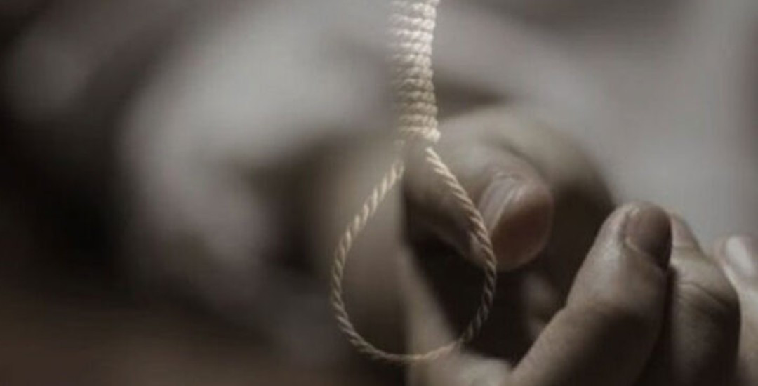 २२ वर्षीया युवतीले गरिन् आत्महत्या 