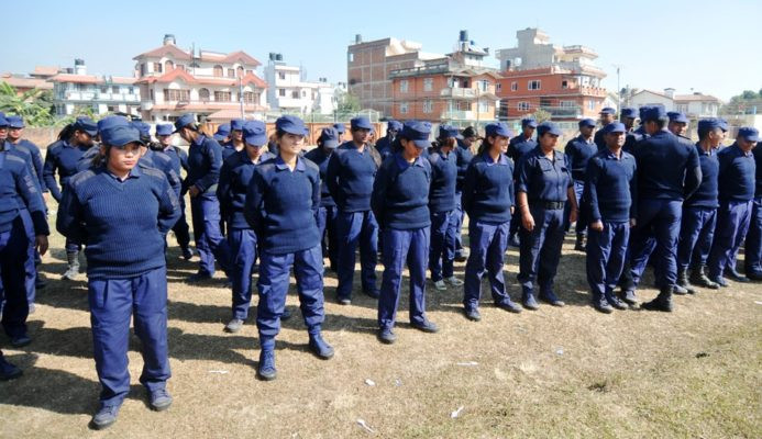 म्यादीलाई सम्मान सिकाउँदै प्रहरी 